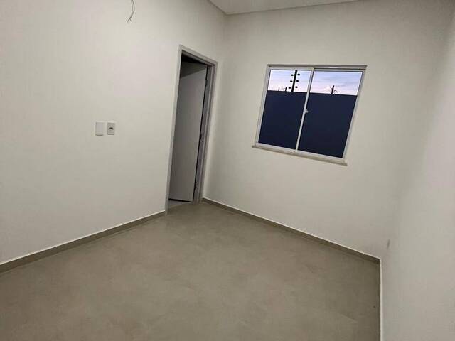 Casa para Venda em Petrolina - 4