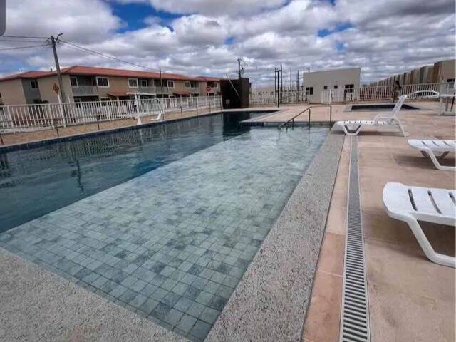 #585 - Casa para Locação em Petrolina - PE - 1