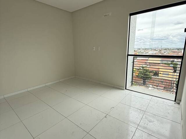 Apartamento para Venda em Petrolina - 4