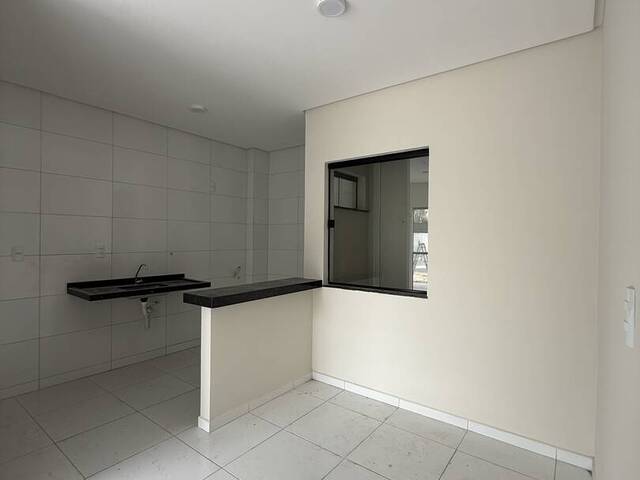 #596 - Apartamento para Venda em Petrolina - PE - 2